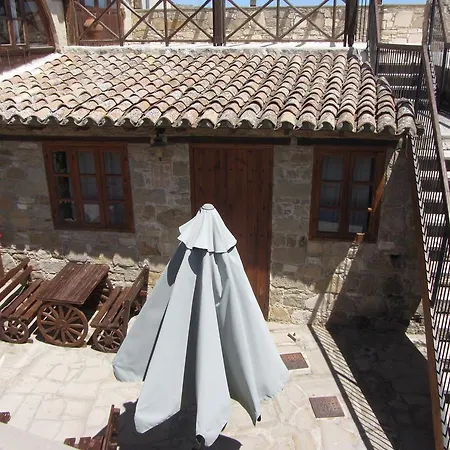 Abraham's House * Tochni